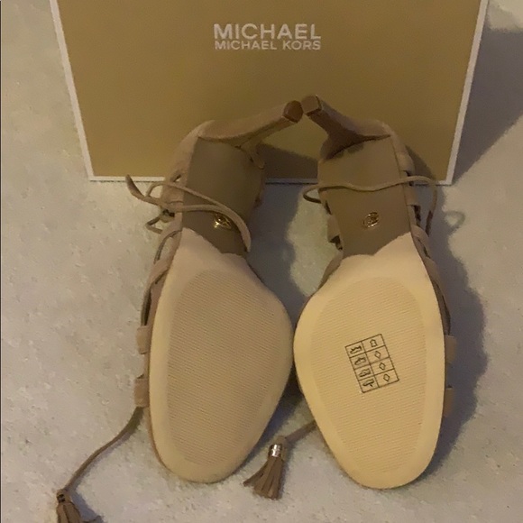 Michael Kors Heels - Picture 4 of 4